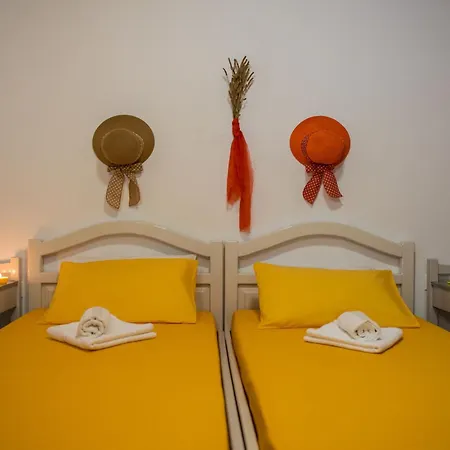 Summer Bed * Nydri (Lefkada)